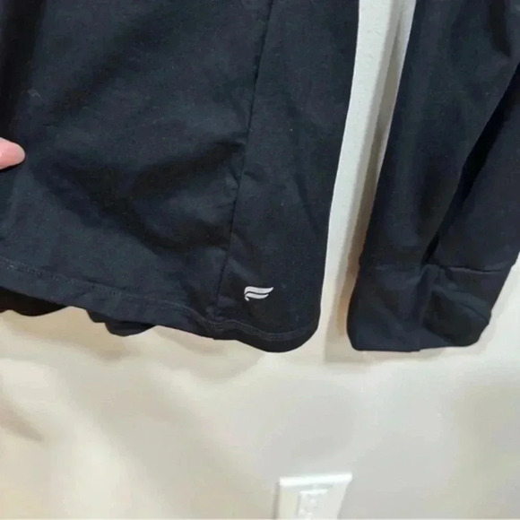 🍁 Fabletics black Phoenix Long-Sleeve Top Large - Picture 11 of 13